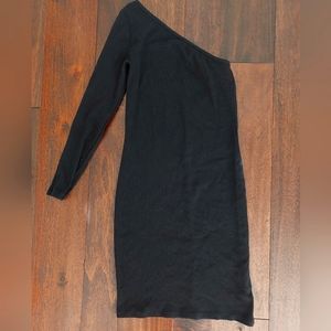 Black one sleeve dress